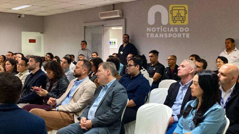 Bless Transportes recebe visita técnica de representantes nacionais e internacionais do setor de mobilidade urbana