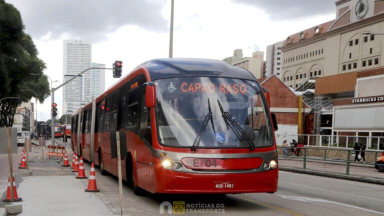 Linha especial X48 passa a ligar as praças Eufrásio Correia e Rui Barbosa em Curitiba